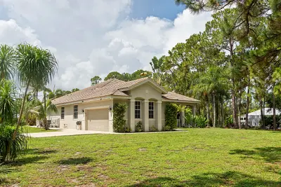 17854 88TH Road, The Acreage – Single Family Residence for sale