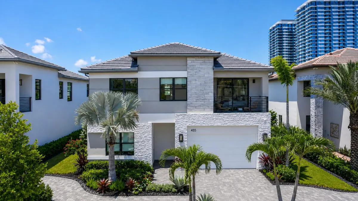 Mykonos Front at 415 42nd Street, West Palm Beach