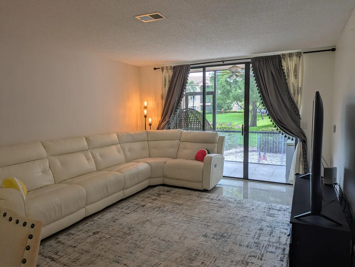 4101 Coral Tree Circle 117, Coconut Creek, FL – photo 6