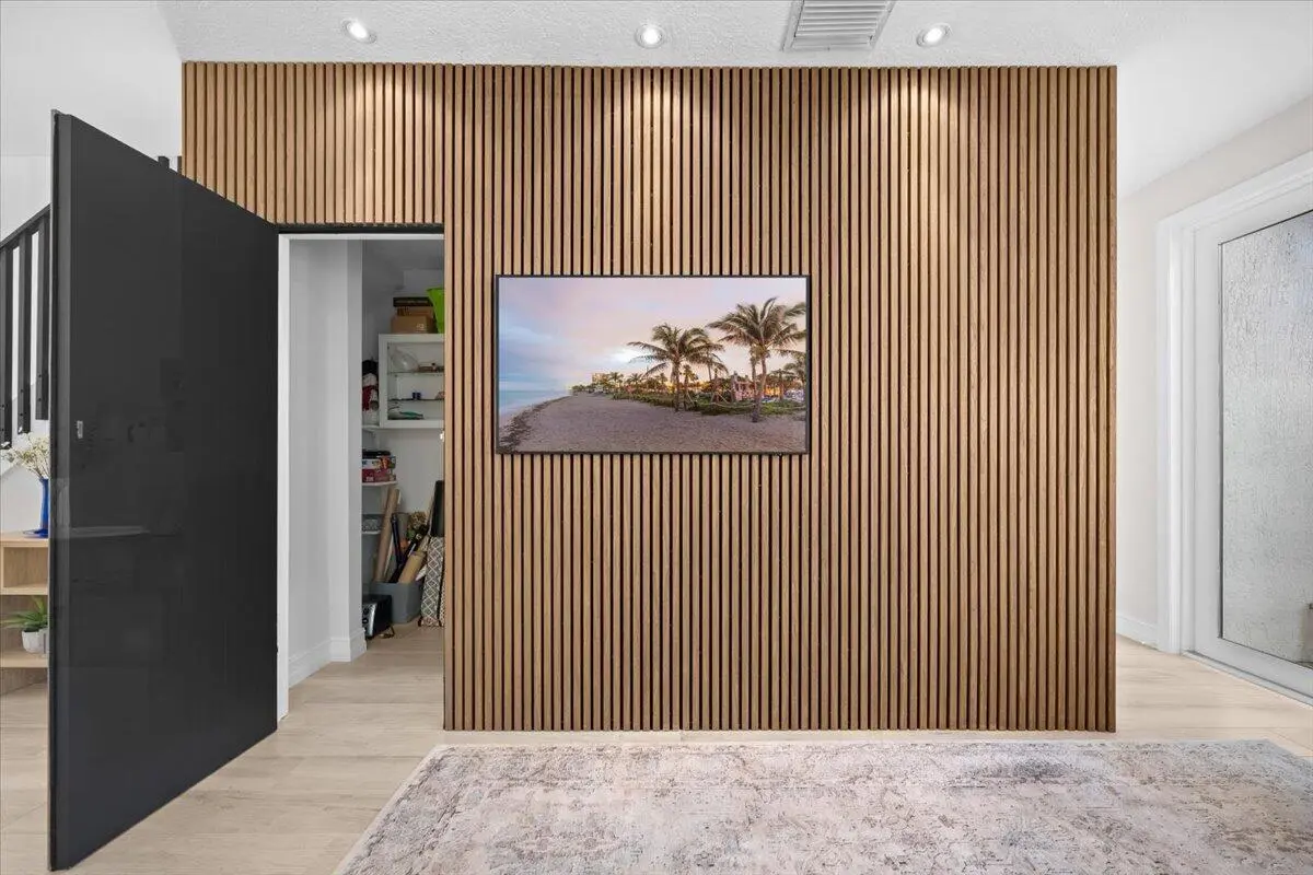 Hideaway Storage at 315 September Street, Palm Beach Gardens