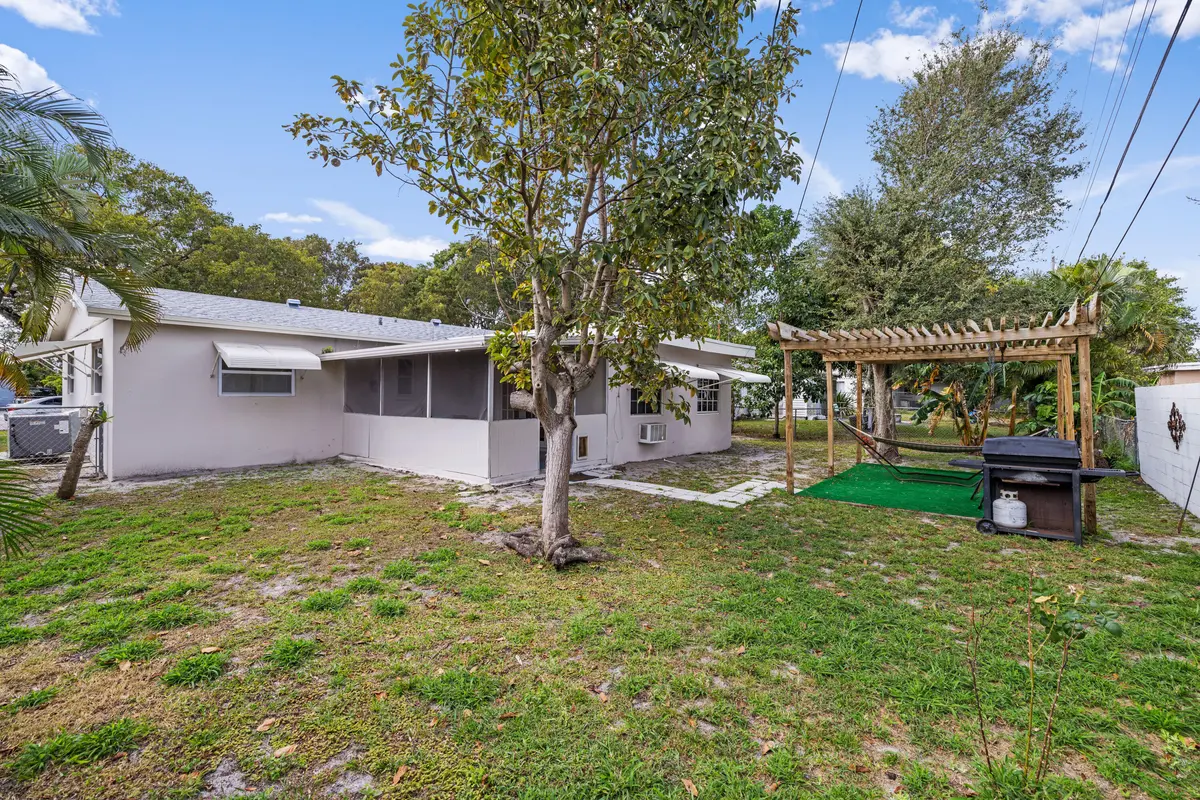 _H8A6399 at 336 S CHILLINGWORTH Drive, West Palm Beach