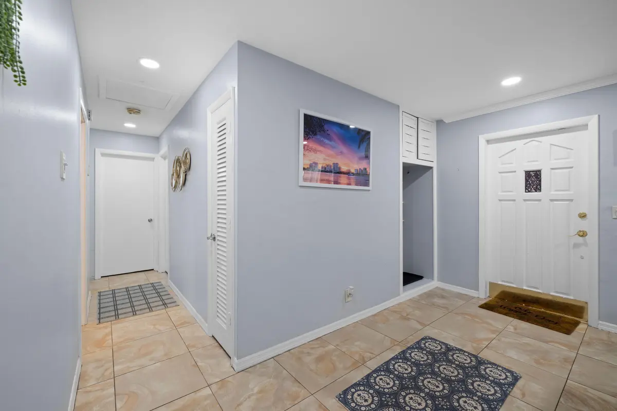 _H8A6384 at 336 S CHILLINGWORTH Drive, West Palm Beach