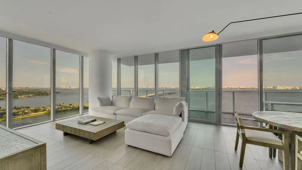 DSC07150 at 3131 NE 7th Avenue 2206, Miami