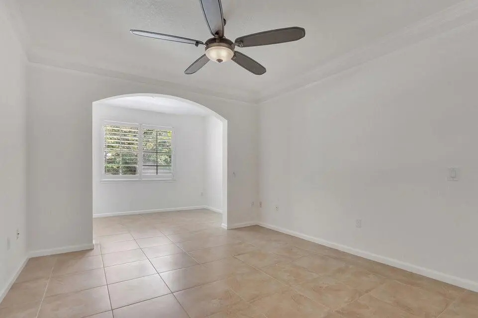 7101 LIVING 1 at 7101 MYRTLEWOOD Circle, Palm Beach Gardens