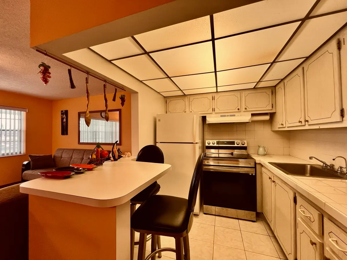 Kitchen at 131 Camden F, West Palm Beach