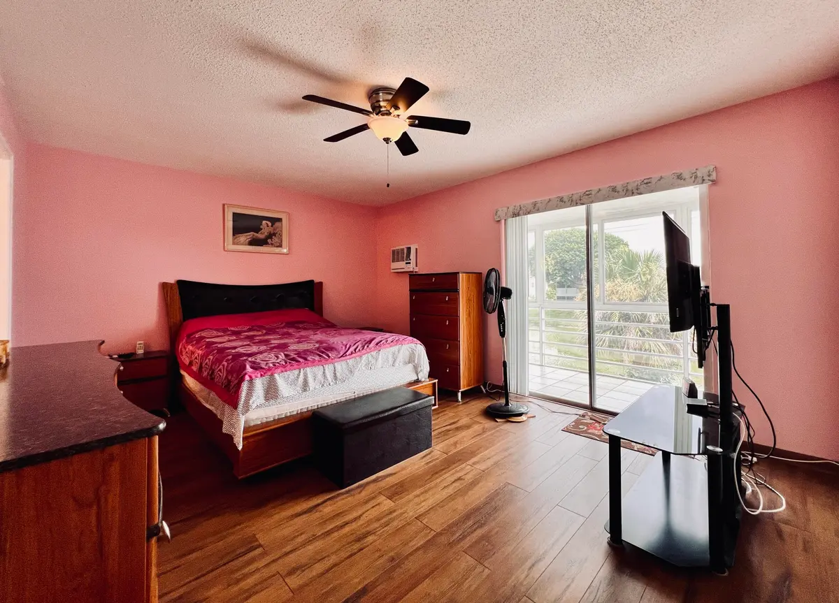 Spacious Water View Bedroom Suite at 131 Camden F, West Palm Beach