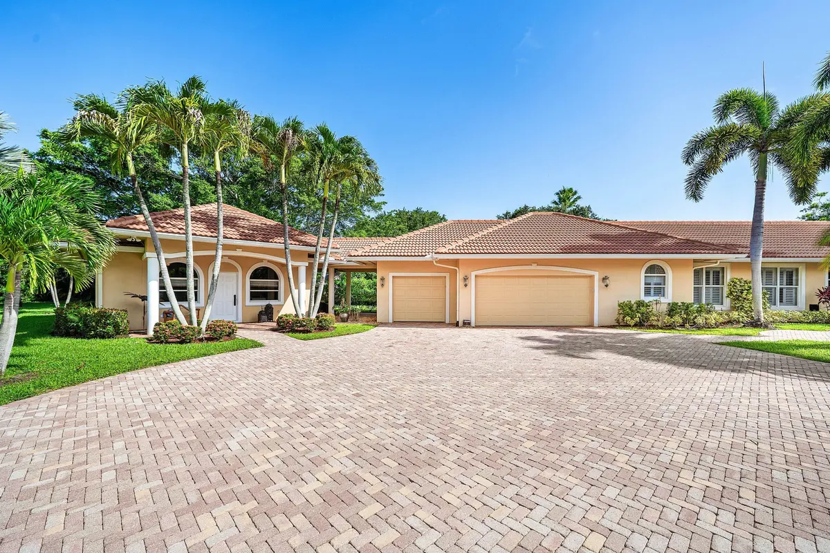 023-221ThorntonDrive-PalmBeachGardens-FL at 221 THORNTON Drive, Palm Beach Gardens