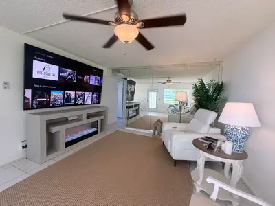 52 MANSFIELD B B, Boca Raton – Condominium for rent