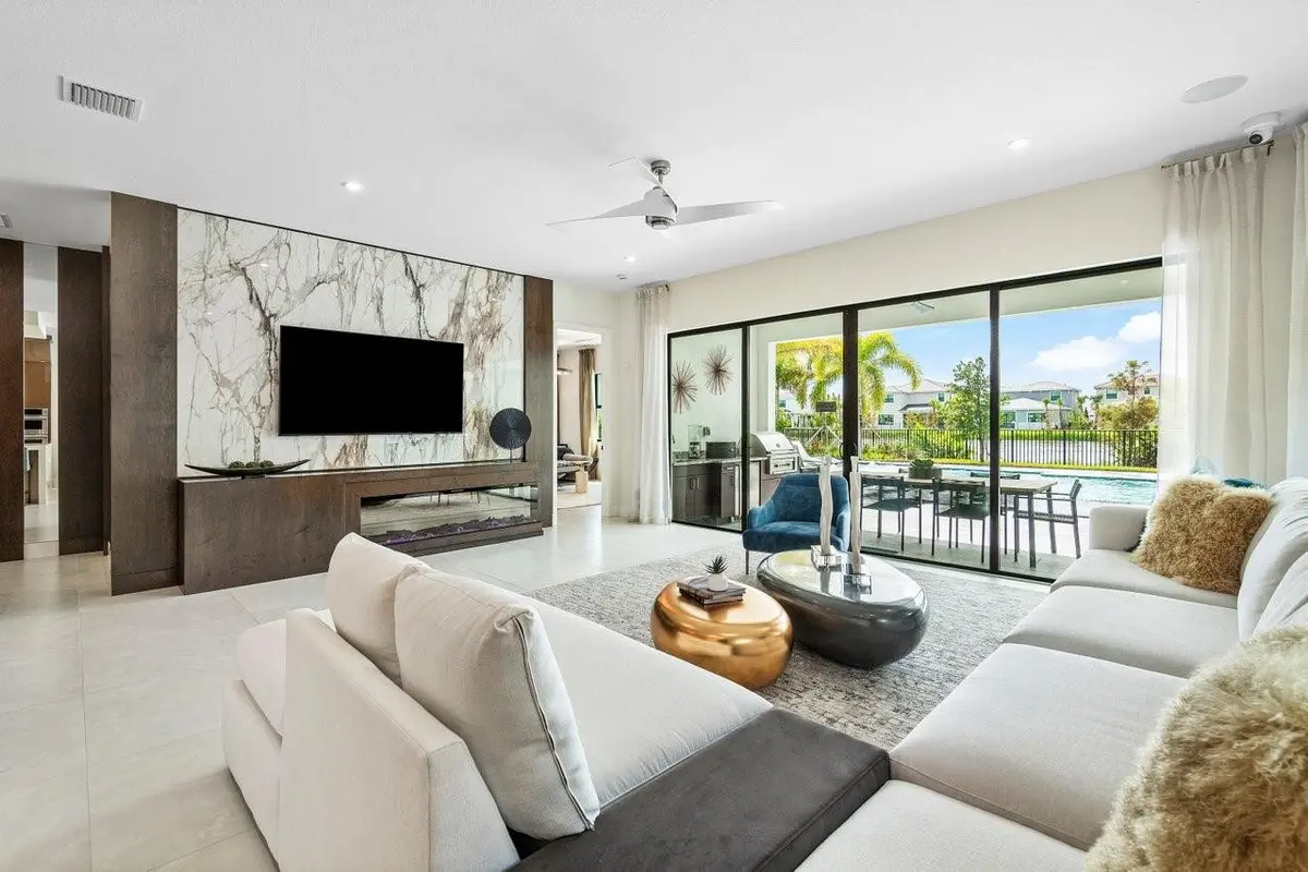 Photo 7 at 12668 SOLANA BAY Circle, Palm Beach Gardens