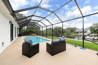314 NE Surfside Avenue, Port St. Lucie – Single Family Residence for sale