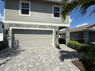 518 LUCKY Lane, Delray Beach – Single Family Residence for rent