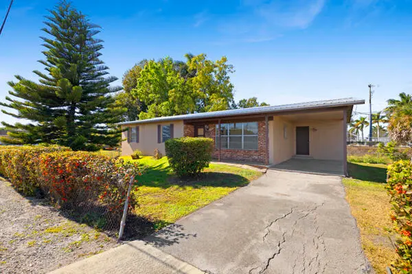 Front Exterior at 110 SW 12TH Avenue, South Bay