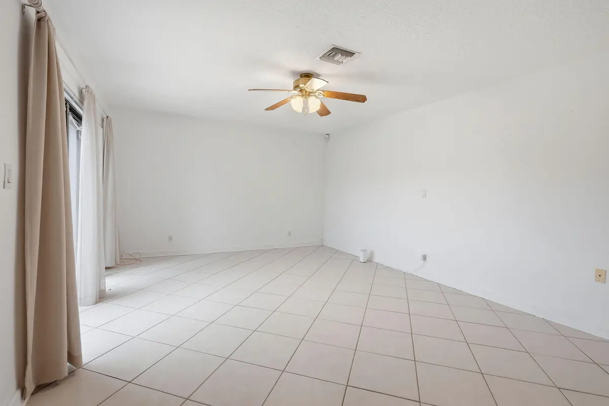 6-web-or-mls-011_0E2A6094 at 2625 SE 5TH Circle, Boynton Beach