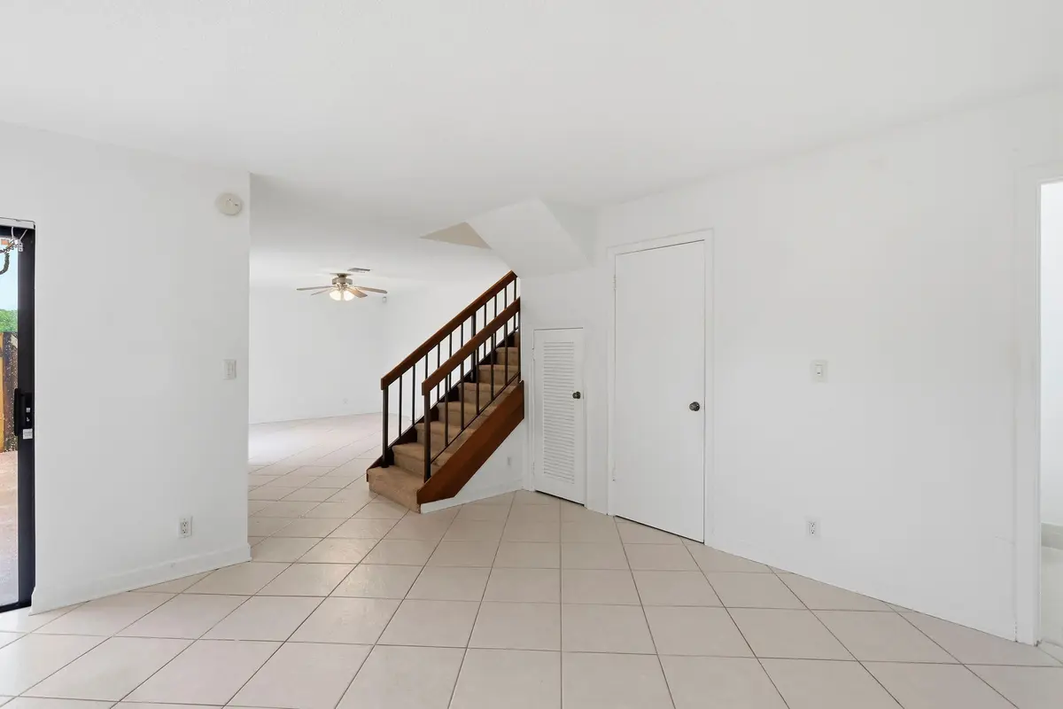 9-web-or-mls-003_0E2A6115 at 2625 SE 5TH Circle, Boynton Beach