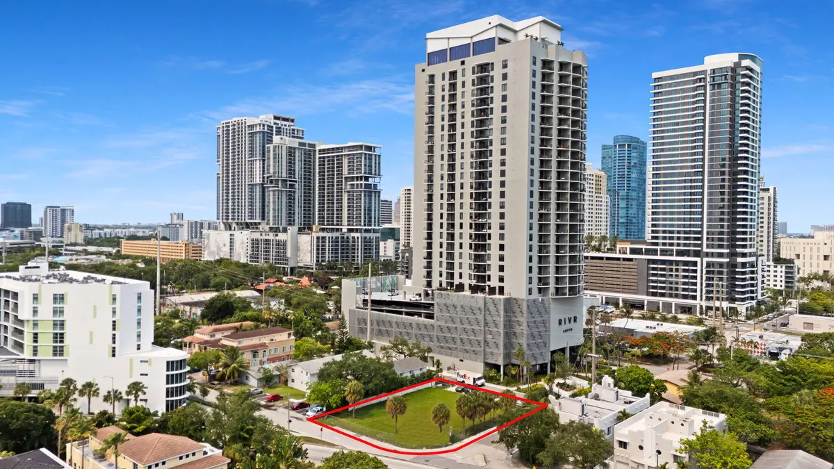 4-web-or-mls-DJI_20260616151611_0198_D at 460 SW 4TH Avenue, Fort Lauderdale