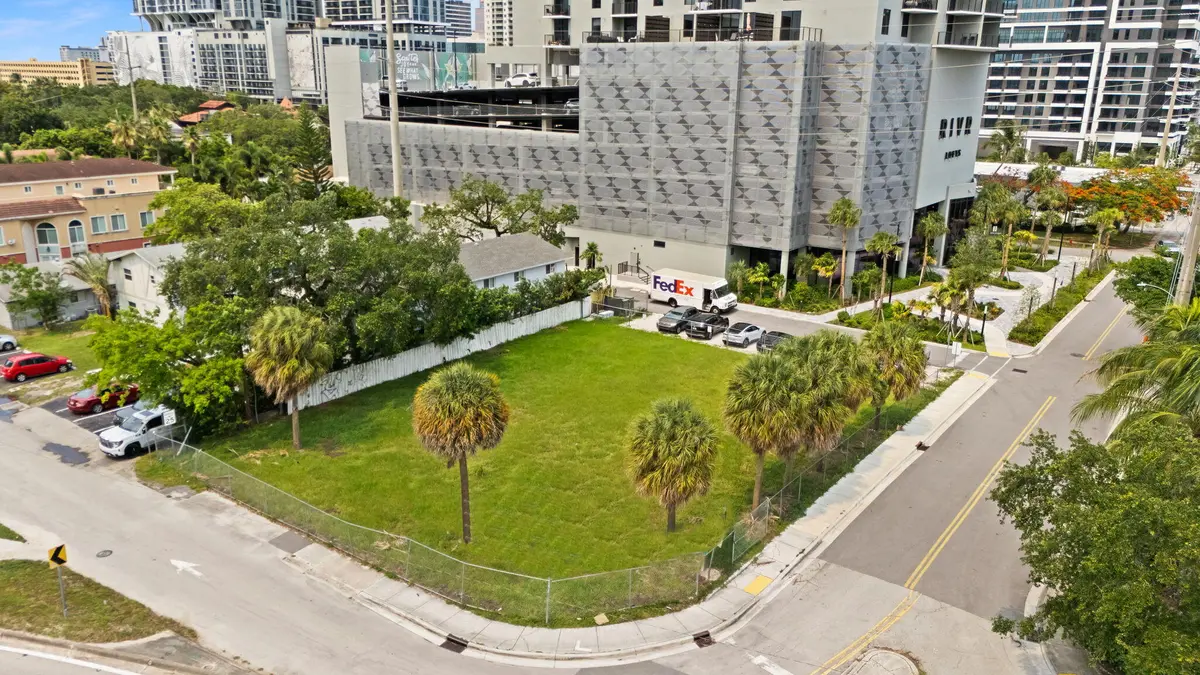 5-web-or-mls-DJI_20260616151633_0201_D at 460 SW 4TH Avenue, Fort Lauderdale