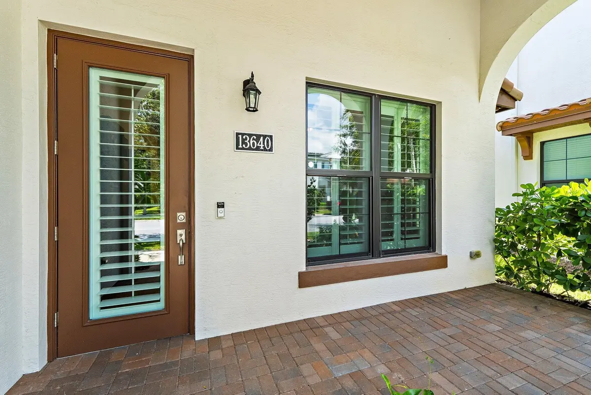 13640 Dumont at 13640 Dumont Road, Palm Beach Gardens