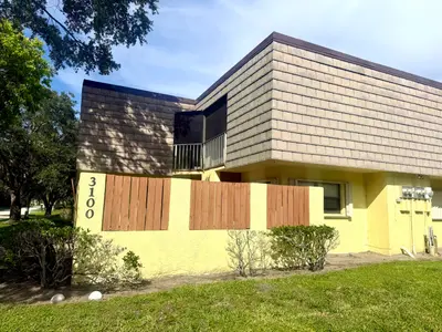3100 SE Brook Street, Stuart – Townhouse for sale