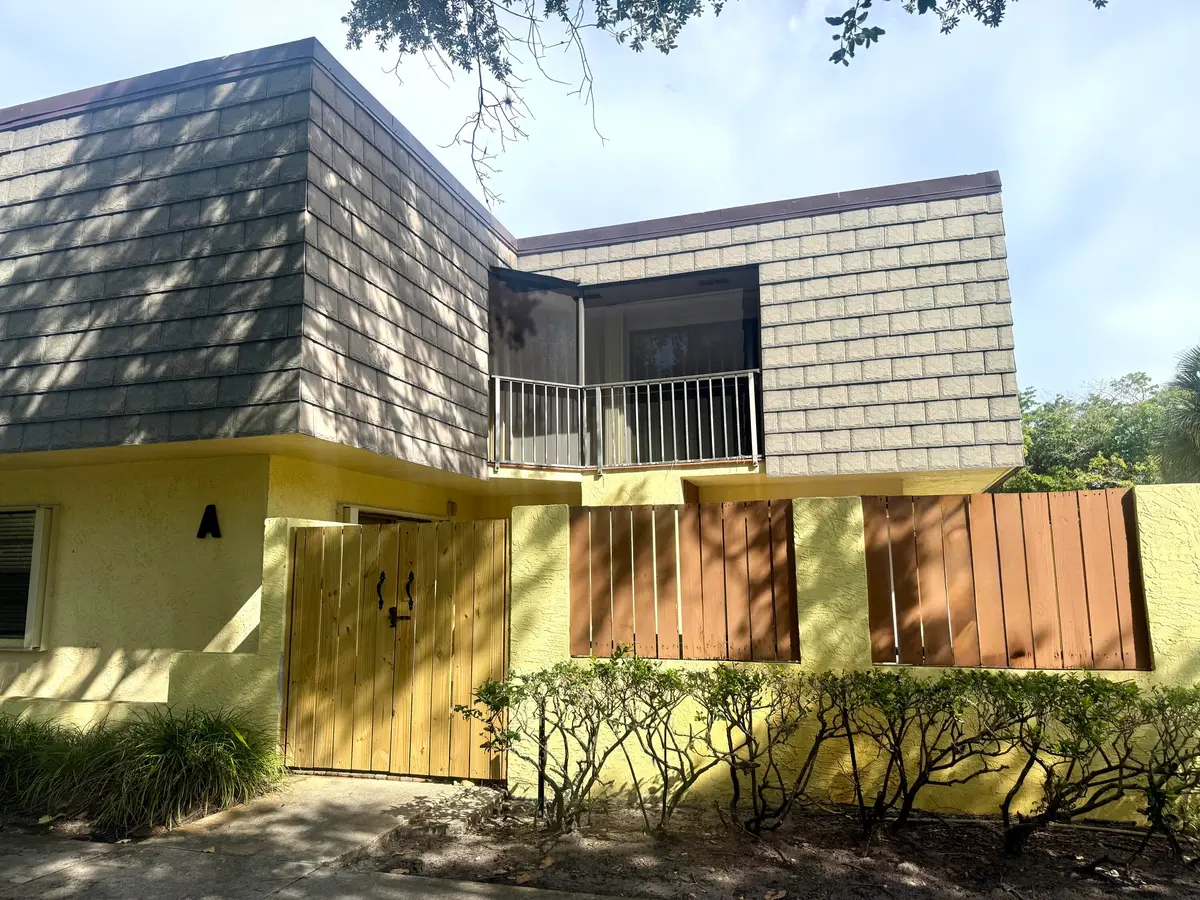 Front View at 3100 SE Brook Street, Stuart