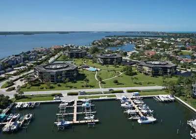 1825 Mooringline Drive 2-F, Vero Beach – Condominium for sale