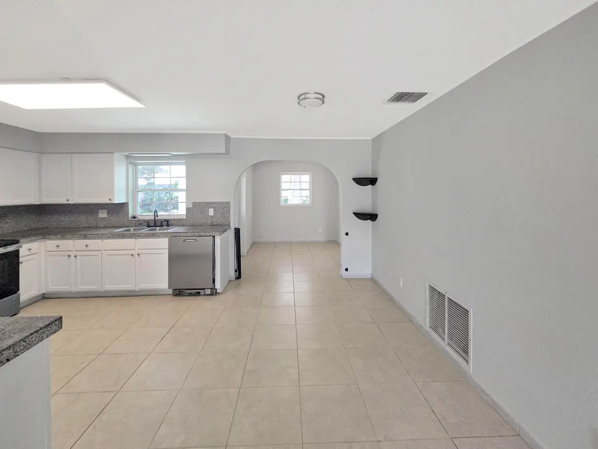 20260724_130920 at 5114 MYRTLE Drive, Fort Pierce
