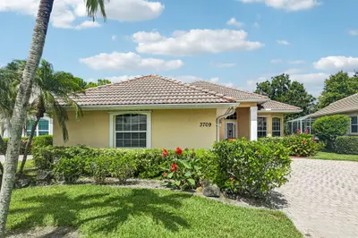 3709 NW Royal Oak Drive, Jensen Beach – sold