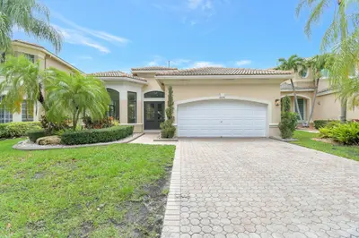 6041 SW 195TH Avenue, Pembroke Pines – sold