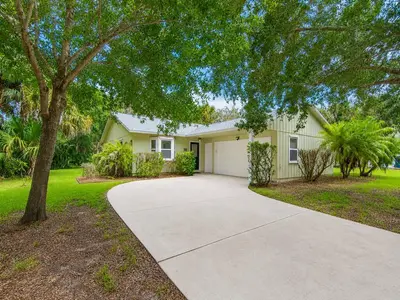 722 Wentworth Street, Sebastian – sold