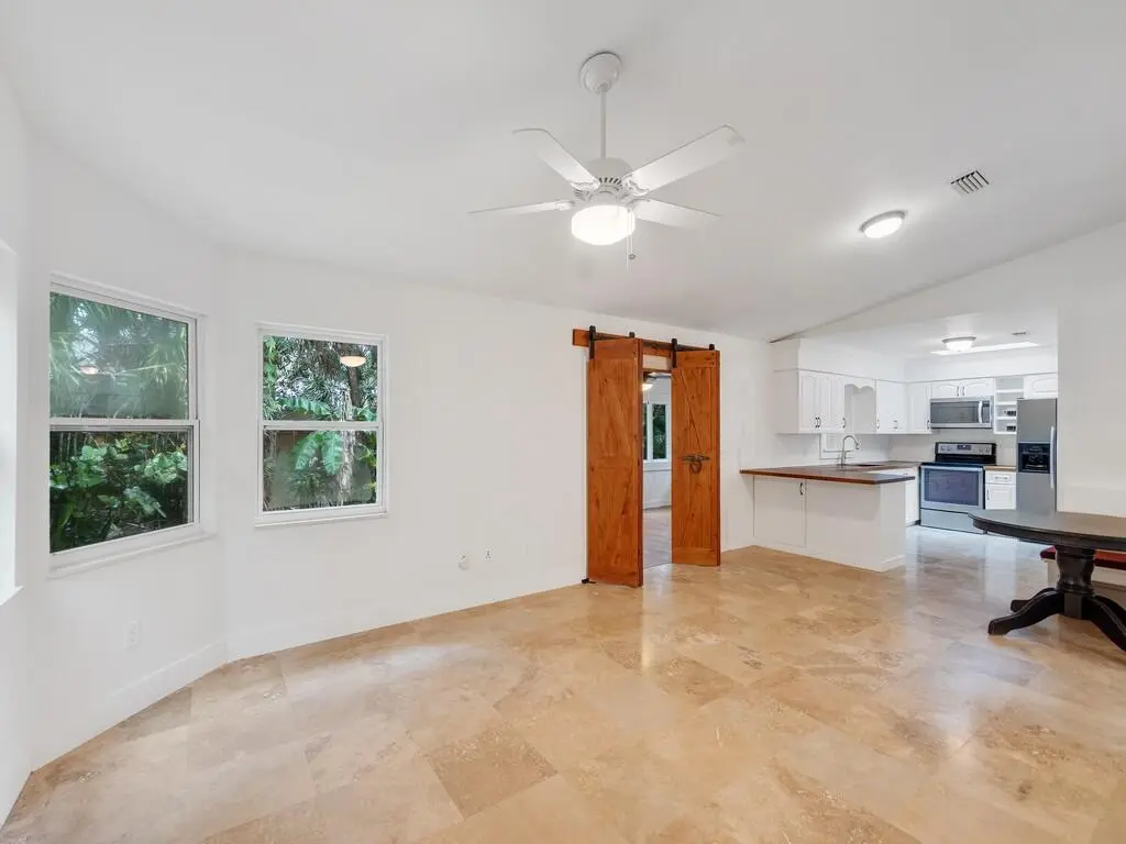 Living room at 722 Wentworth Street, Sebastian