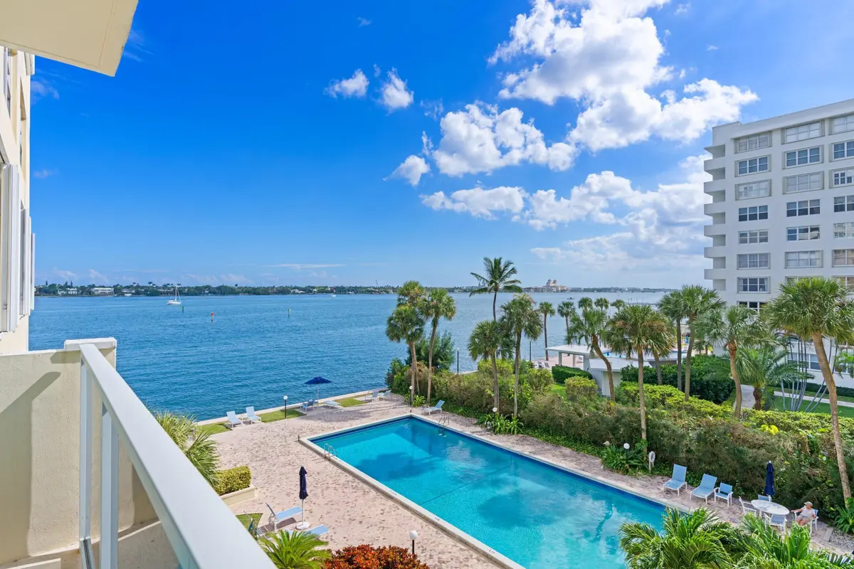 DSC06791.jpg-SMALL at 2800 N FLAGLER Drive 404, West Palm Beach