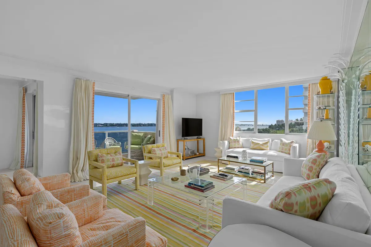 DSC06928.jpg-SMALL at 2800 N FLAGLER Drive 404, West Palm Beach
