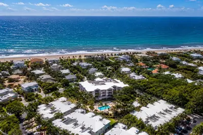 790 Andrews Avenue C206, Delray Beach – Condominium for sale