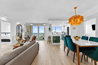 1237 HILLSBORO MILE 604, Hillsboro Beach – Condominium for sale