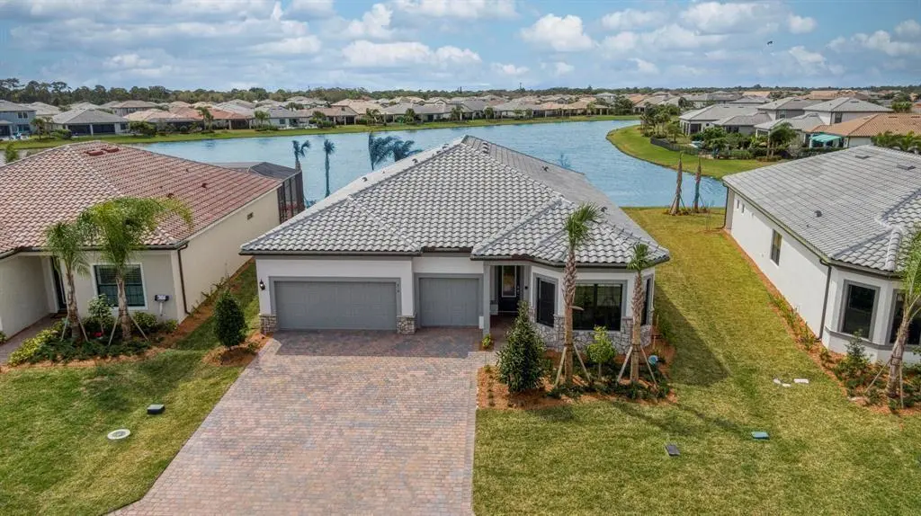 818cour at 818 SE COURANCES Drive, Port St. Lucie