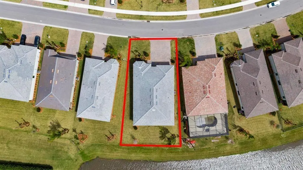 cour6 at 818 SE COURANCES Drive, Port St. Lucie