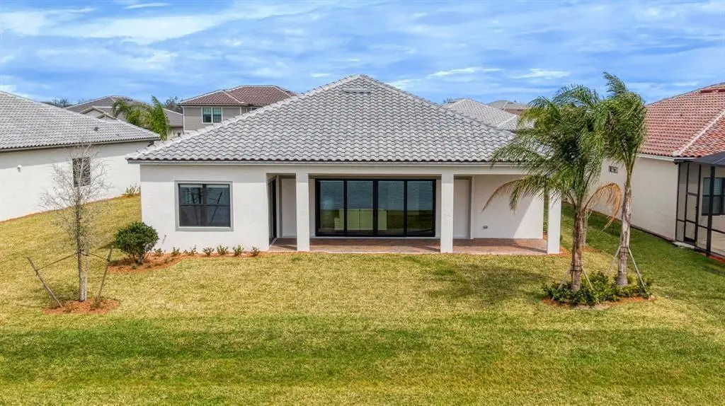 cour7 at 818 SE COURANCES Drive, Port St. Lucie