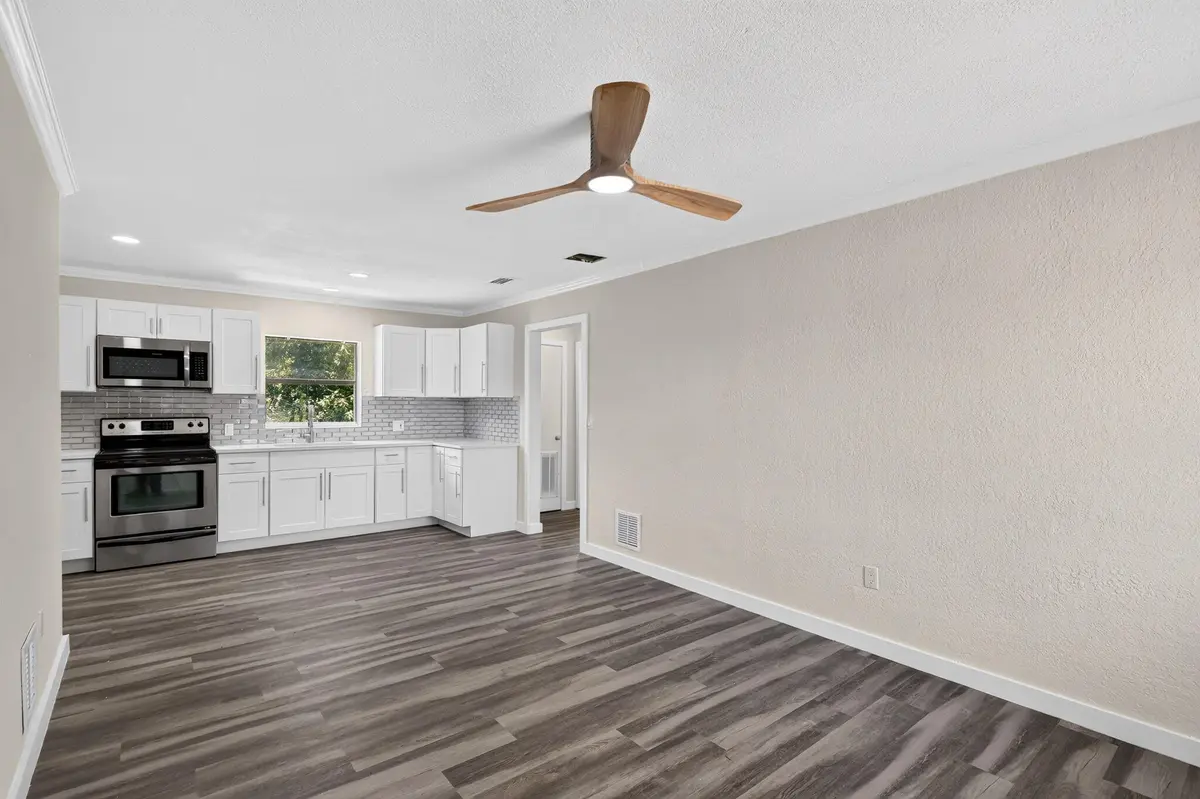 4-web-or-mls-7R7A4905 at 2205 N 44TH Street, Fort Pierce