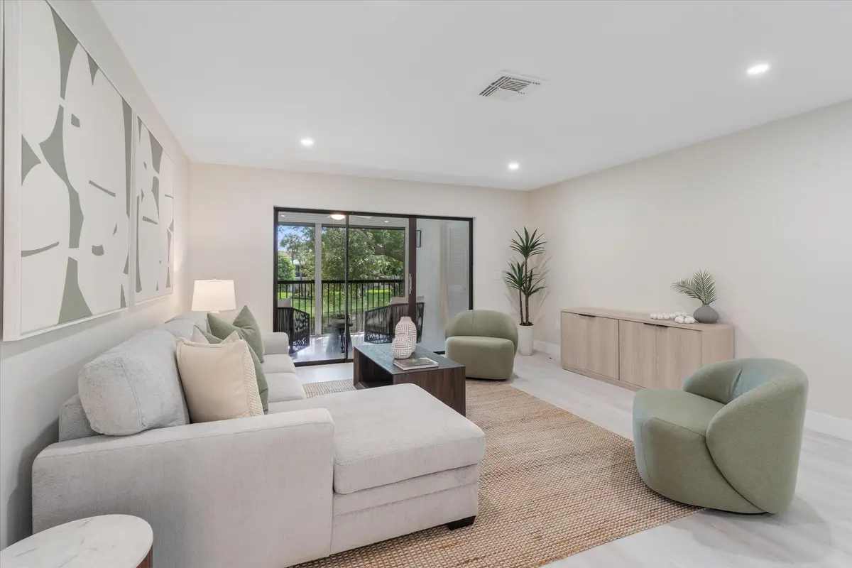 02-52 Strafford Lane W Unit F Boynton Be at 38 SOUTHPORT Lane C, Boynton Beach