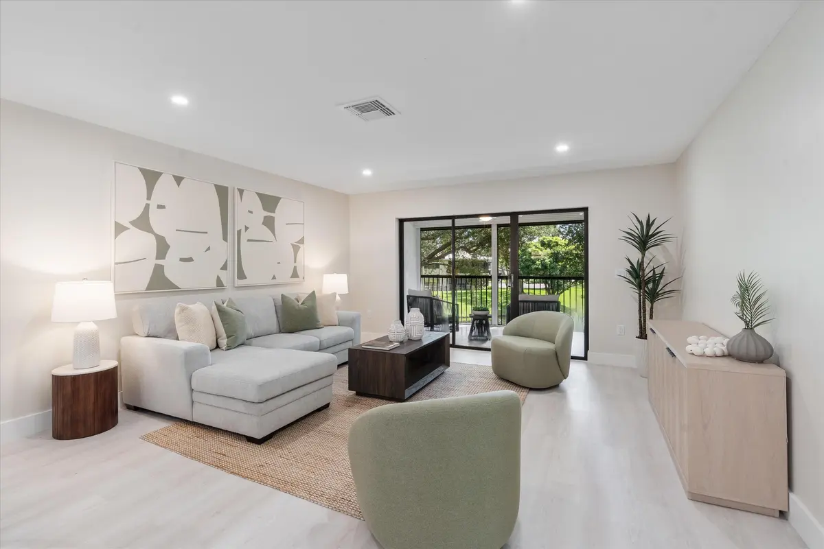 03-52 Strafford Lane W Unit F Boynton Be at 38 SOUTHPORT Lane C, Boynton Beach