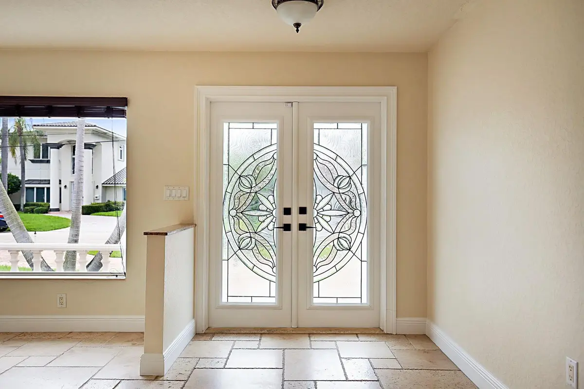 Photo 5 at 5110 NE 30th Avenue, Lighthouse Point