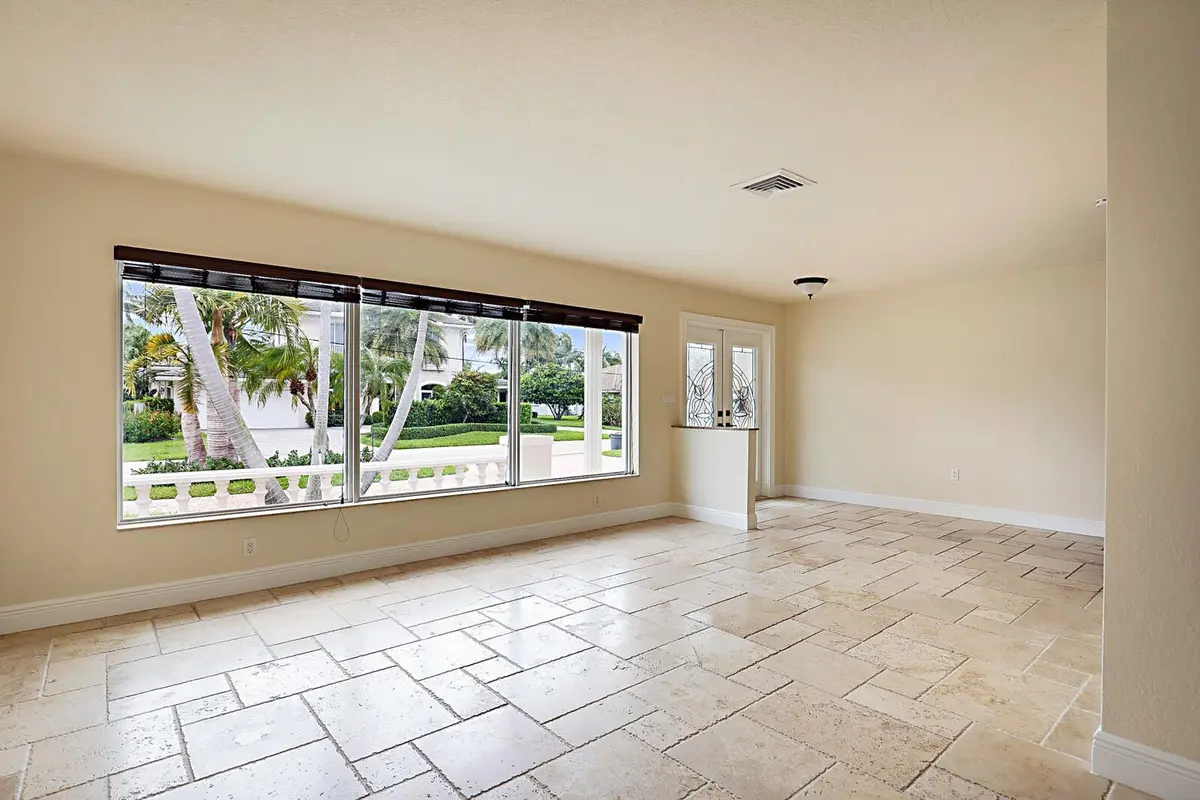 Photo 6 at 5110 NE 30th Avenue, Lighthouse Point