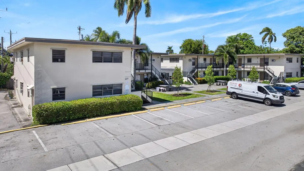 2-web-or-mls-2275--4 at 2275 NE 12TH Street, Pompano Beach