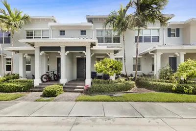 3964 Poinciana Lane, Hollywood – Townhouse for sale