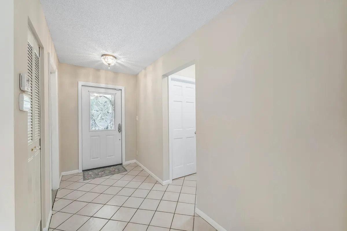 005-1752RiverwoodLane-CoralSprings-FL-33 at 1752 Riverwood Lane, Coral Springs