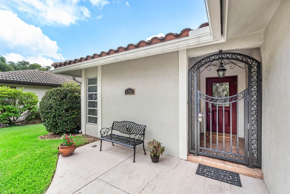 004-1752RiverwoodLane-CoralSprings-FL-33 at 1752 Riverwood Lane, Coral Springs