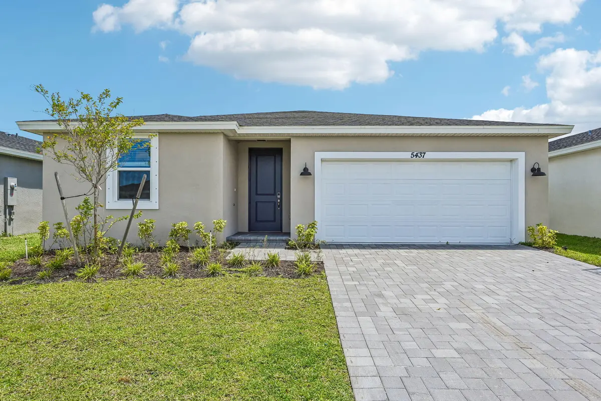 5437 Hampton Park Cir Vero Beach FL (1) at 5437 Hampton Park Circle, Vero Beach