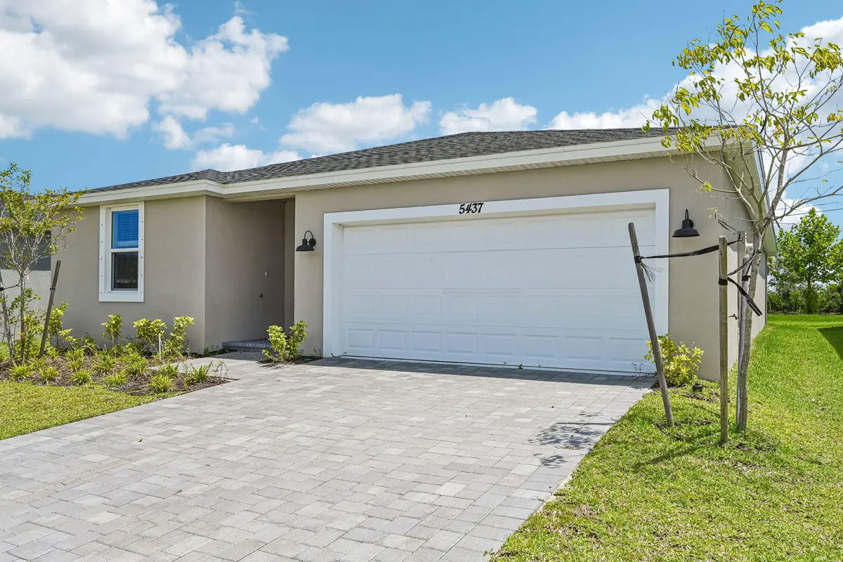5437 Hampton Park Cir Vero Beach FL (2) at 5437 Hampton Park Circle, Vero Beach