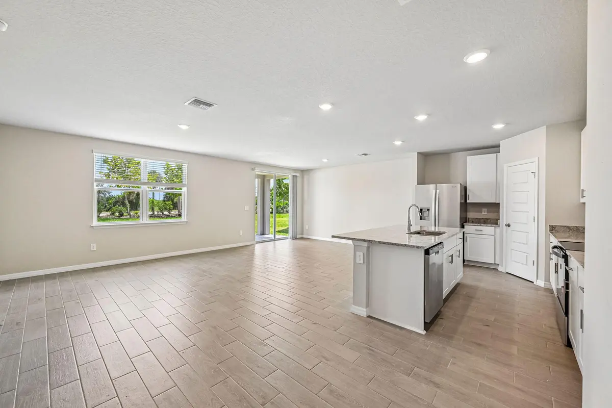 5437 Hampton Park Cir Vero Beach FL (6) at 5437 Hampton Park Circle, Vero Beach