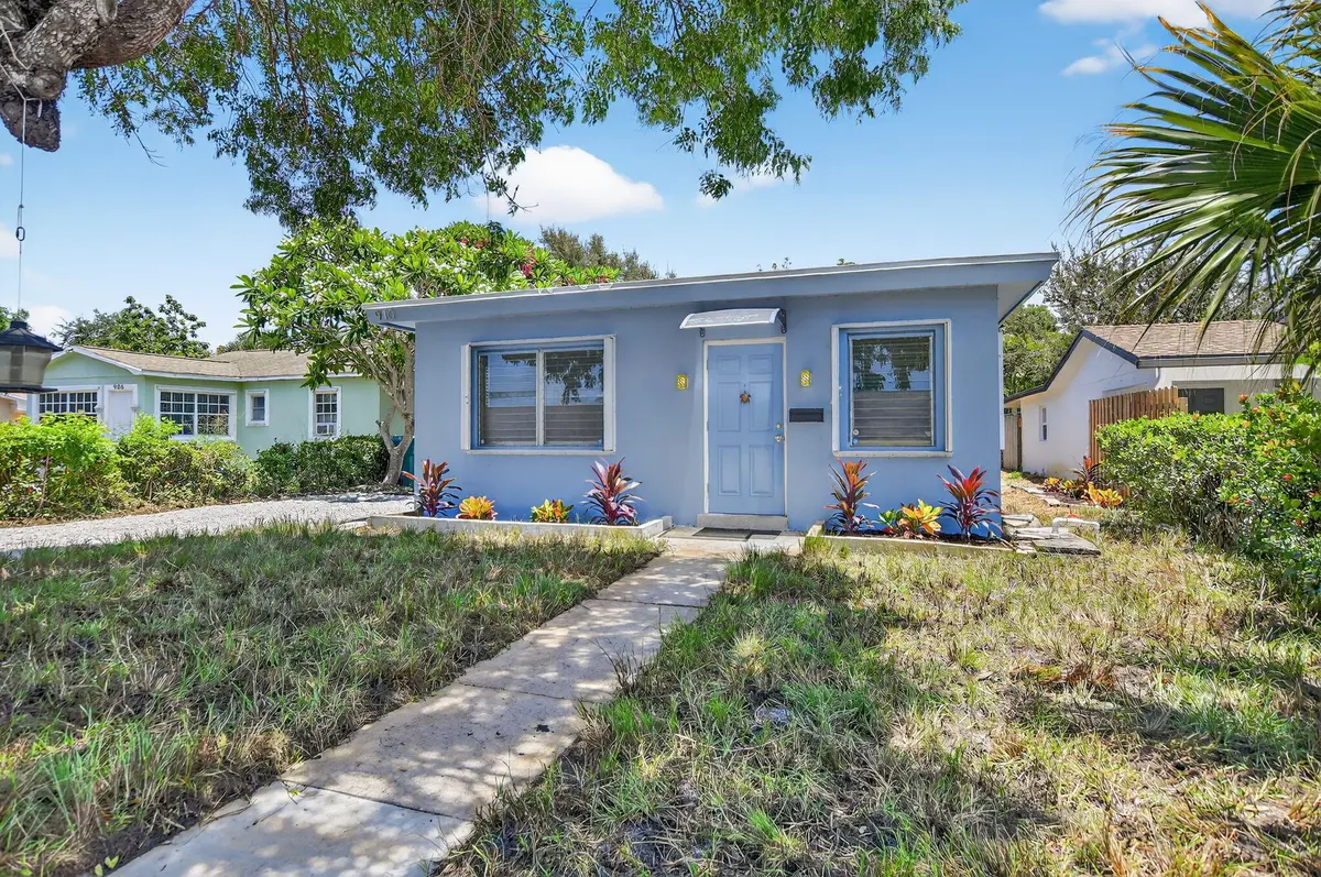 2-web-or-mls-DSC_0632 at 910 SE 3RD Street, Boynton Beach