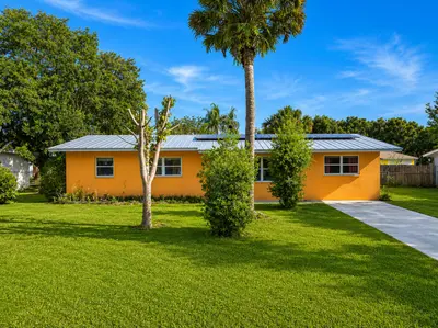 2805 Brantley Road, Fort Pierce – Single Family Residence for sale